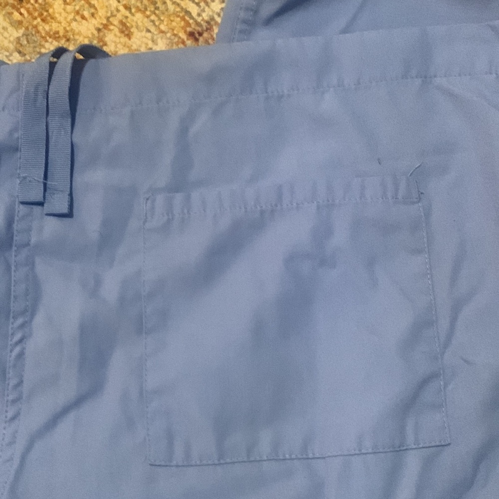 4 Scrub Sets Last Chance - image 5